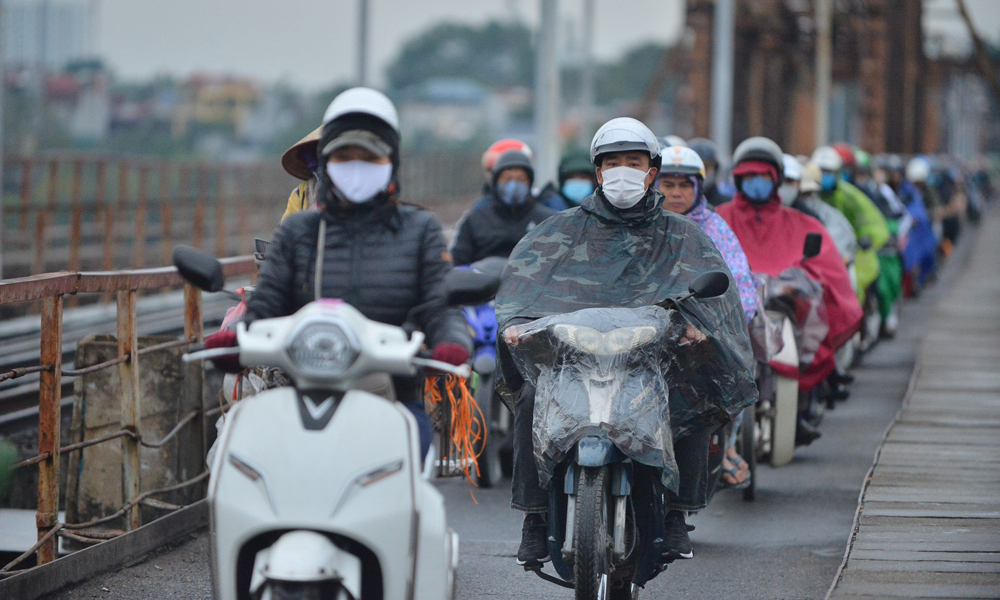 Weekly weather forecast from Monday to Sunday